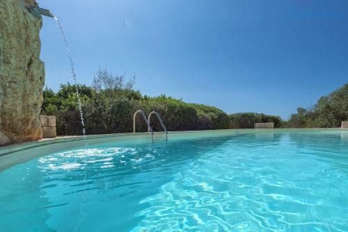 Villa Verde Con Piscina Indipendente Con 5 Camere E 4 Bagni