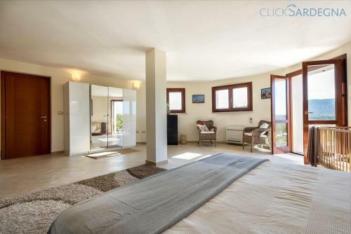 Villa Verde Con Piscina Indipendente Con 5 Camere E 4 Bagni