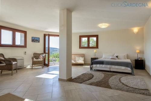 Villa Verde Con Piscina Indipendente Con 5 Camere E 4 Bagni