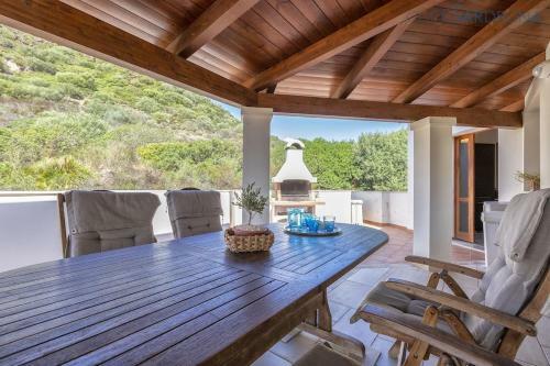 Villa Verde Con Piscina Indipendente Con 5 Camere E 4 Bagni