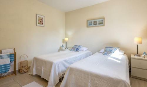Villa Verde Con Piscina Indipendente Con 5 Camere E 4 Bagni