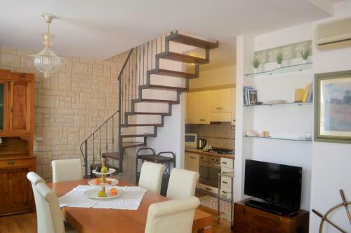 Civico46 - Alghero Old Town Apartment.