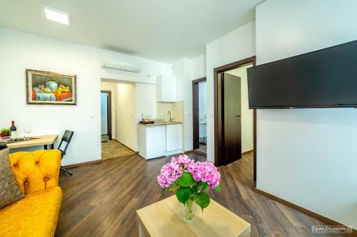 Urania Apartments