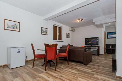 Hostal Upper Gate Apartments