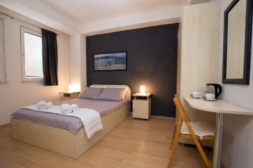 Oz Apartments