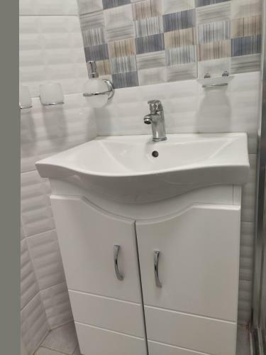 Hostal Rooms Ivanovi
