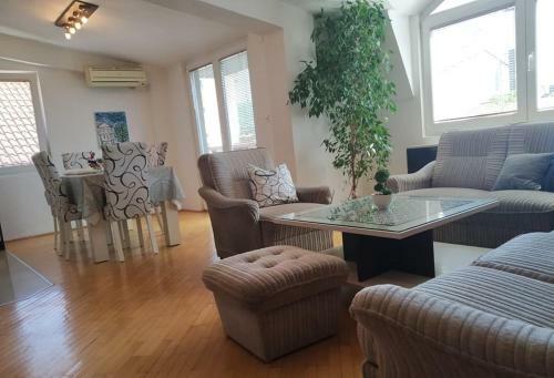 Kalan Apartment