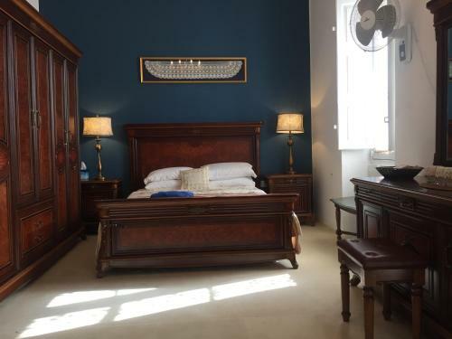 Hostal Santa Marija House