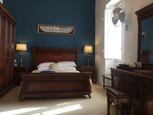 Hostal Santa Marija House