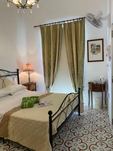 Hostal Santa Marija House