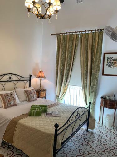Hostal Santa Marija House