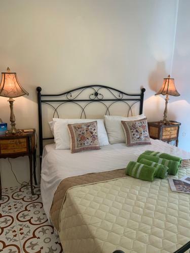 Hostal Santa Marija House