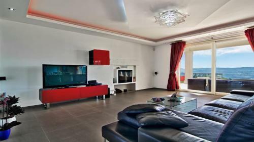 Hostal Villa Over The Hilltop