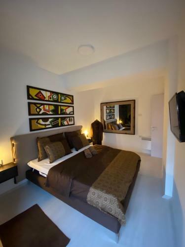 Sandev Apartments