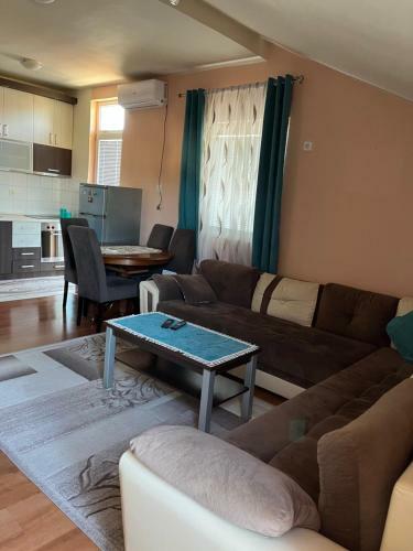 Lovely 1-bedroom Apartment In Podgorica