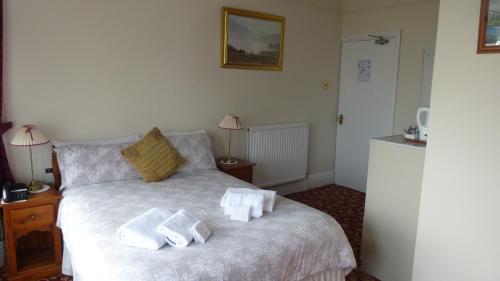 Hostal Whitehall Guest House