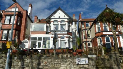 Hostal Whitehall Guest House