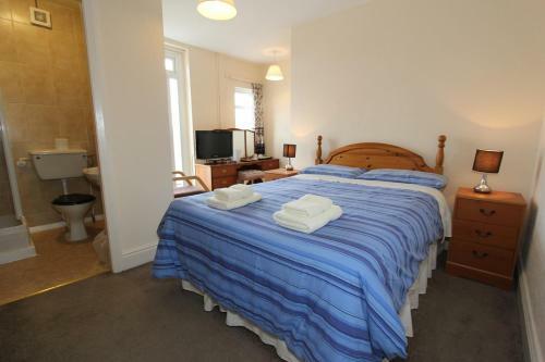 Hostal West Point Hotel