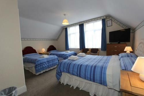 Hostal West Point Hotel