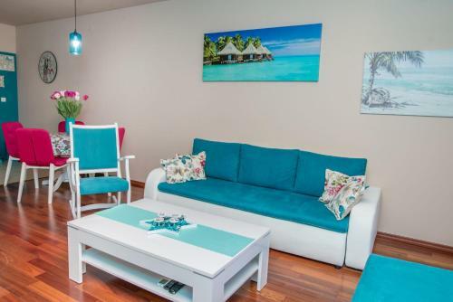 Blue Sea Apartment