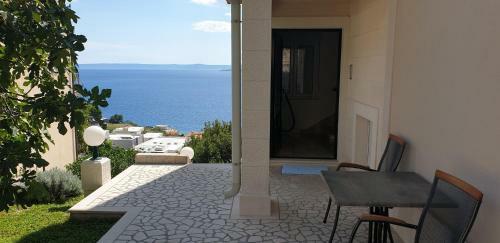 Apartments Karlo