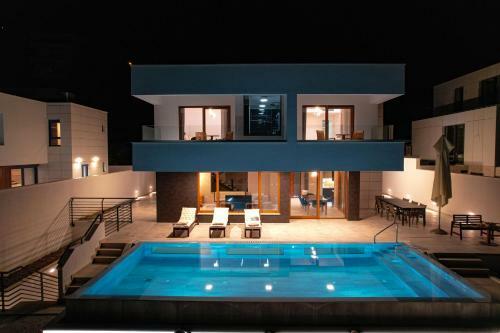 Luxury Villa Hedone