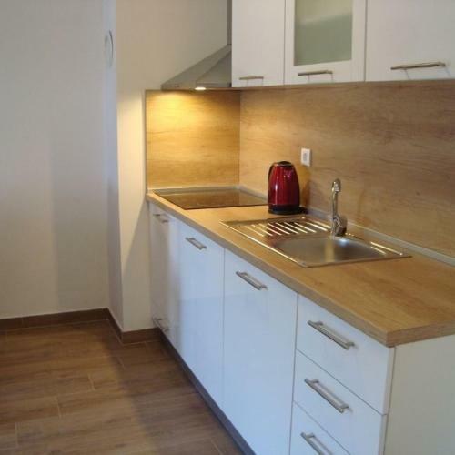 Apartmanska Ku?a Sa Bazenom - Ba?ka Voda