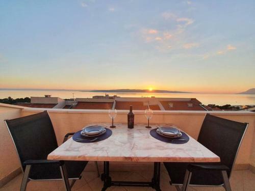 Apartment With Sea View