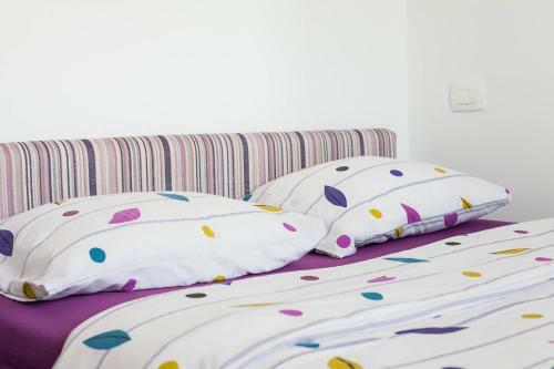 Violet Apartment