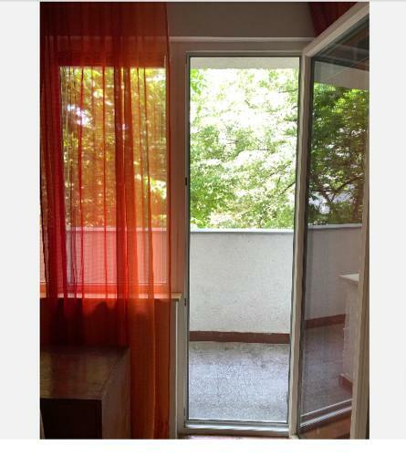 Nice Apartment In Calm Area Very Close To The Centre
