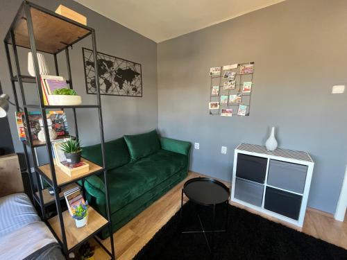 Mickitos Studio Apartment Downtown