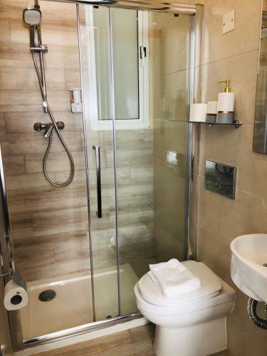 Hostal Napoli Suites