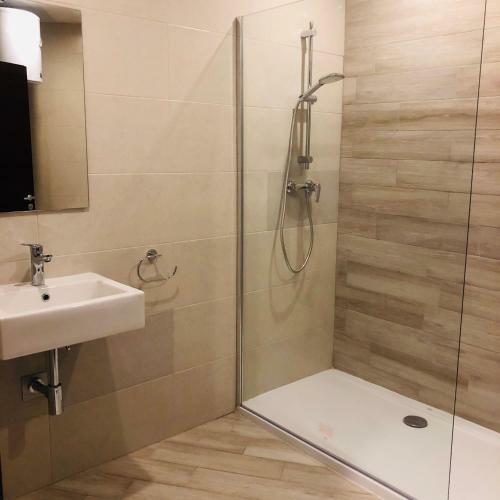 Hostal Napoli Suites