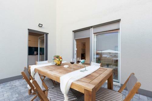 Tarari Luxury Apartment