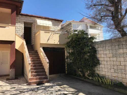 Hostal Summer Rooms Ba?ka