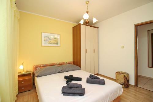 Hostal Apartments Alex