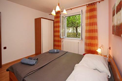 Hostal Apartments Alex