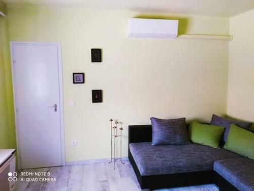 Bella Vend�gh�z