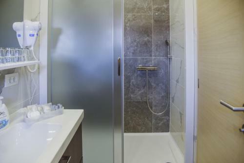 Apartmani Kameno Sidro