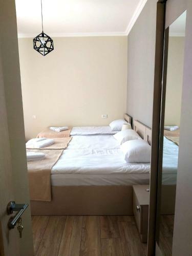 Hostal Baqari Inn