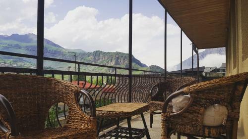 Hostal Sunny Mountain House