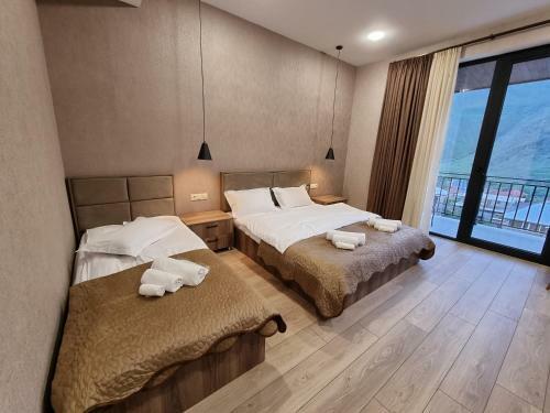 Hotel Sweet Night