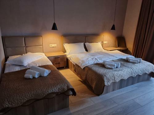 Hotel Sweet Night