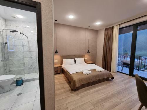 Hotel Sweet Night