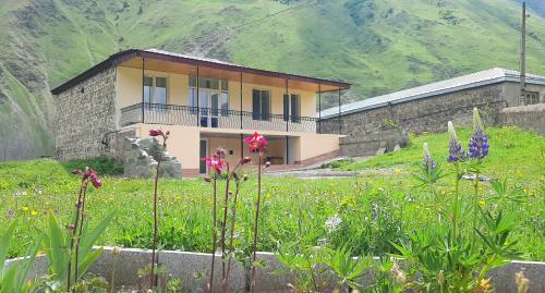 Hostal Hotel Garbani