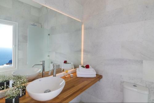 Villa Semeli Syros By Divine Property Sa