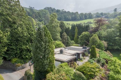 Sweden Close