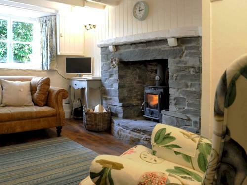 Pass The Keys Cosy 2 Bed, 2 Bath In Rural Lake District