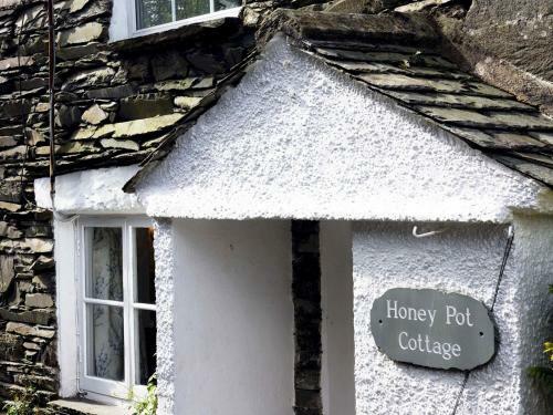 Pass The Keys Cosy 2 Bed, 2 Bath In Rural Lake District