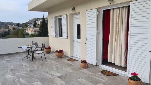 ''prasini Folia'' Apartments -great Terrace And View